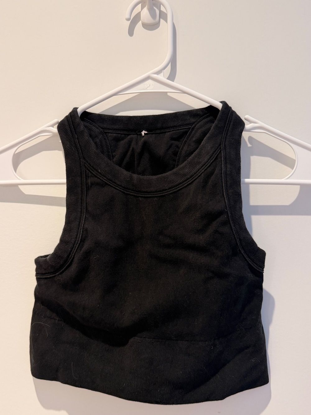 ALO Yoga Black Ribbed Cropped Tank